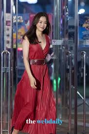 Share a gif and browse these related gif searches. ì´í•˜ëŠ¬ ê²€ì‚¬ë‹˜ì˜ ë¯¸ì†Œ ë°±ìƒì˜ˆìˆ ëŒ€ìƒ