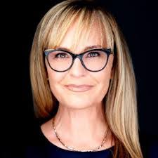 Latoya Holt's Instagram, Twitter & Facebook