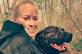 L'aggressione sarebbe avvenuta nelle prime ore. Ragazza Sbranata Dai Suoi Due Cani A Soli 22 Anni