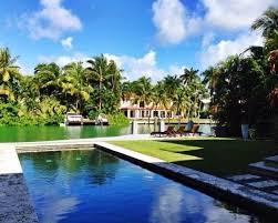 Pin By Brittany Kobosko On Future Pool Ideas House Styles Mansions Pool