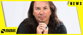 Las trompetas del cielo anuncian guerreros: