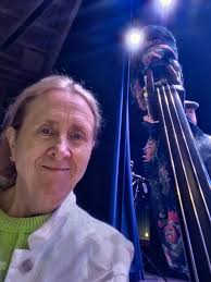 Playing upright for Fiddler