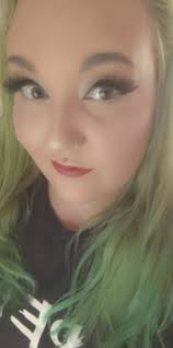 Here's how 3 techs have tackled tricky nail & beauty clients