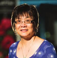 IMMIGRANT AND REFUGEE YOUTH IN ALBERTA CHALLENGE AND RESILIENCE