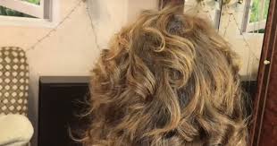 как сделать мокрый эффект волос в домашних условиях видео Himicheskaya Zavivka V Domashnih Usloviyah Ochen Prosto Samodelkino Info Svoimi Rukami Foto Idei I Chertezhi