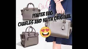 Cara membedakan tas gucci asli dan palsu dengan memastikan bahwa informasi yang terdapat pada produk akurat. Details Tas Charles And Keith Original Pewter Bag Dark Silver Youtube