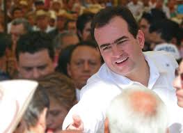 En la sesión tomaron protesta ainara rementería coello, rubén antonio zuarth esquinca, miguel enrique lucía espejo y víctor manuel anastasio galicia avila, como suplentes de. Pepe Yunes Deja El Senado Ainara Rementeria Lo Sustituye
