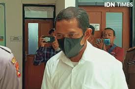 Istri Sempat Sarankan Periksa ke Psikolog, tapi Eks Kapolres Ngada Menolak  | IDN Times NTB