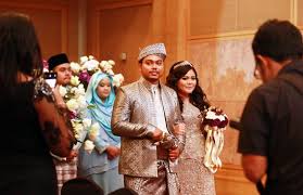 Borhan, datin saadiah, maria arshad, hussein abu hassan dan ramai lagi. Wedding Reception Of Tunku Izora Mulaika And Muhd Sufian Ahmad Tatler Malaysia