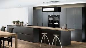 1001 Exemples Sublimes De La Cuisine Noire Et Bois Cuisine Noire Et Bois Cuisine Noire Cuisine Noir Mat