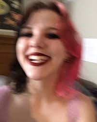 i cant feel my face oh god ! smh no asmr ! anywho lolas in here somewhere