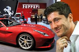 As report that the poland international is interested in a change of scenery and that chelsea are one of the various clubs who. Robert Lewandowski Ma Nowe Auto Jezdzi Mocarnym Ferrari F12 Berlinetta Wideo Super Express Wiadomosci Polityka Sport