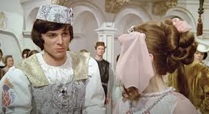 Pavel trávníček účinkoval v roce 2018 i v muzikálové rodinné show „tři oříšky pro popelku. Lepsi A Zajimavejsi Nez V Cesku Jak Bude Vypadat Remake Tri Orisku Pro Popelku V Norske Verzi Fakta Today