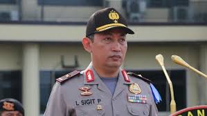 Amien rais menyambangi bareskrim polri. Listyo Sigit Pasti Jadi Kapolri Pinterpolitik Com