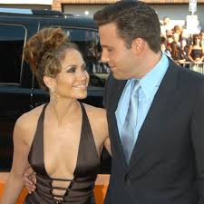 The first of these was daredevil (2003), in which affleck starred as the blind superhero.affleck was a longtime comic book fan, and, in 1999, had written a foreword for kevin smith's guardian devil about his love for the character of daredevil. Ben Affleck Gushes Over Ex Jennifer Lopez 17 Years After Their Breakup E Online Deutschland
