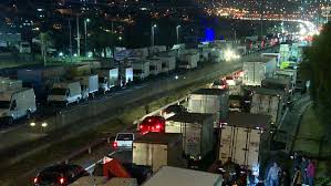 O movimento é liderado pelo conselho nacional de transporte rodoviário de cargas. Greve Dos Caminhoneiros Entra No 3Âº Dia E Causa Reflexos No Pais Economia G1
