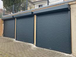 Garage (residential), a building or part of a building for storing one or more vehicles. Garagen Rolltore Rts 77 Aus Aluminium