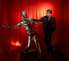 Shah Rukh Khan Immortalised In The First Life Size 3d Printed Model In The World Shahrukh Khan Bollywood Stars Bollywood