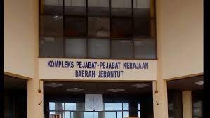Pejabat daerah dan tanah batang padang (pdtbp) terletak di pekan tapah, batang padang, negeri perak. Pejabat Daerah Dan Tanah Jerantut City Government Office In Jerantut