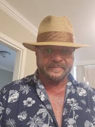 What is the significance of the light-colored shorts in the video?