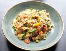 12 Minuten Fried Rice Aus Der Mikrowelle Gebratener Reis Gesunder Gebratener Reis Lecker