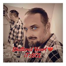 Spoken word artist and musician Juan Miguel Severo tells us the top 3 songs  he wishes he had written! Which one's the most relatable for you? Tell Dr.  Clark and DJ Princess