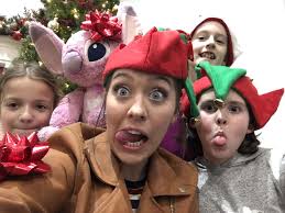 Maple Valley Santa Pictures