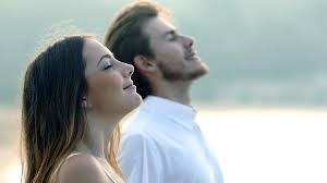 Senin, 20 april 2020 | 20:40 wib. Betulkah Tahan Napas 20 Detik Tak Batuk Tanda Bebas Virus Corona Kesehatan Cantika Com