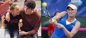 To connect with marketa vondrousova, join facebook today. Je To Laska Mlada Tenisova Hvezda Vondrousova Odhalila Tajemneho Pritele Blesk Sport
