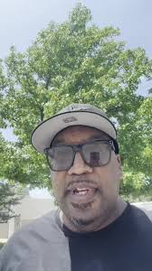 Randy Bost's Instagram, Twitter & Facebook