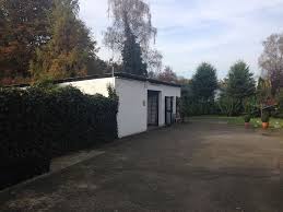 Bereiten sie ihr haus vor und stellen sie sicher, dass alles ordentlich, einladend und wohnlich wirkt. Grundstuck Finden Tipps Fur Deine Grundstuckssuche