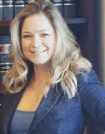 Elizabeth Munson's Instagram, Twitter & Facebook