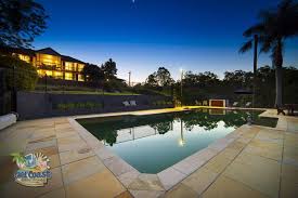 The Hamptons Hinterland Retreat A Gold Coast Hinterland House Stayz Australia Hotels Gold Coast House Styles