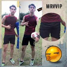 Ayah jeff smith berdarah amerika serikat yang menikah dengan areistiani yang berkebangsaan indonesia. Mrvvip On Twitter Celana Jeff Smith Yang Terlihat Padat Selebwatch