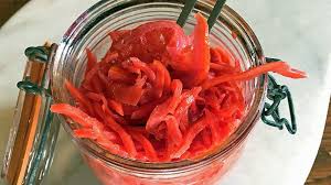 Comment Preparer A La Maison Des Carottes Lacto Fermentees Avec De L 39 Orange Aussi Appele Suri De Carottes Il Suffi Idee Recette Carotte Cuisine Marocaine