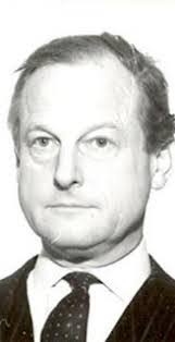 Charles Elwell's Instagram, Twitter & Facebook