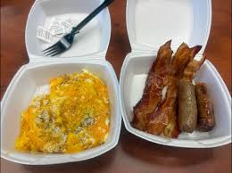 Day 1 (will be eating dairy) I work 12 hour shifts as a nurse but the  cafeteria made it easy for breakfast