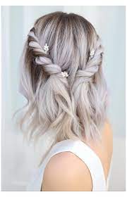 Half Up Down Style 248433 Prom Hair Promhair Half Up Down Style On Short Hair Short Wedding Hair Prom Hairstyles For Short Hair Short Hair Updo