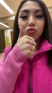 Savannah Starr's Instagram, Twitter & Facebook