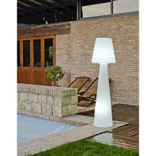 Resultat De Recherche D Images Pour Poteau Eclairage Exterieur Lampadaire Exterieur Lampadaire Exterieur Design Lampe Exterieur