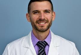 Alex Caplan's Instagram, Twitter & Facebook