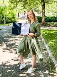 Ponosni na kolegico in našo sodelavko...