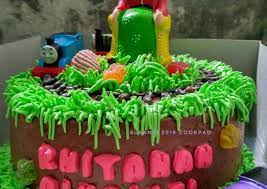 Dekorasi cake dengan gaya buttercream flowers kini semakin sering ditemui di berbagai gerai untuk menambah semarak hari lebaran, anda bisa menyajikan cake buttercream sebagai sajian kuliner. Resep Basecake Brownies Ny Liem Untuk Cake Khitanan Oleh Susanti Cookpad