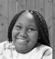 Lola Beasley's Instagram, Twitter & Facebook