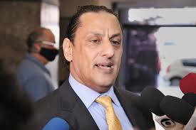 Ex-advogado de Sérgio Cabral vai substituir Wassef na defesa de Flávio  Bolsonaro