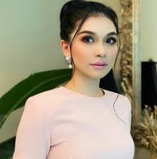 Her birth sign is aquarius and her life path number is 3. Persis Kard4shian Malaysia Ni Cantik Cantik Semua Netizen Berita Kopak Cc
