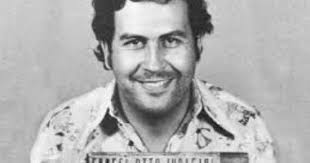 (مادة مرشحة للفوز في مسابقة كاتب الألوكة). Ù…Ø­Ø§ÙƒÙ…Ø© Ø£Ø±Ù…Ù„Ø© ÙˆÙ†Ø¬Ù„ ØªØ§Ø¬Ø± Ø§Ù„Ù…Ø®Ø¯Ø±Ø§Øª Ø¥Ø³ÙƒÙˆØ¨Ø§Ø± ÙÙ‰ Ø§Ù„Ø£Ø±Ø¬Ù†ØªÙŠÙ† Ø¨ØªÙ‡Ù…Ø© ØºØ³ÙŠÙ„ Ø§Ù„Ø£Ù…ÙˆØ§Ù„ Ø§Ù„ÙŠÙˆÙ… Ø§Ù„Ø³Ø§Ø¨Ø¹