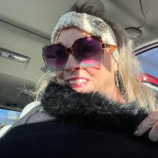 It is with sadness that we share, after a long fight with ALS, our mom  passed away yesterday. We will be celebrating an amazing life full of love,  family, friendship, and lots