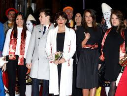 When did princess stephanie of monaco release besoin? Prinzessin Stephanie Von Monaco Ihr Bewegtes Leben Gala De