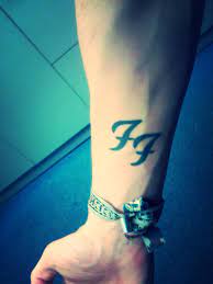 At 14 years old i was diagnosed with a cancerous tumor in my neck that almost took my life from me. Any Love For My Foo Fighters Tattoo Imgur